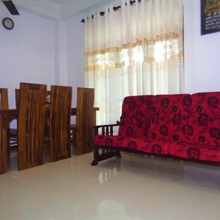 De Fancy House Hotel Unawatuna Exterior photo